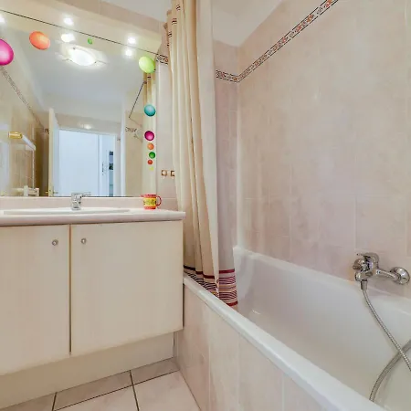 Appartement Les Calanques Du Parc-3 By Interhome *