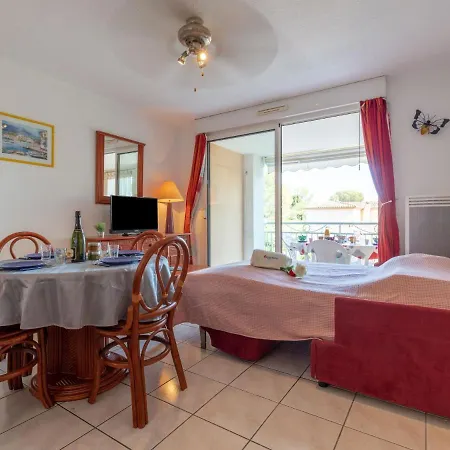 Appartement Les Calanques Du Parc-3 By Interhome