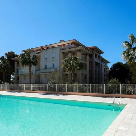 Appartement Les Calanques Du Parc-3 By Interhome *