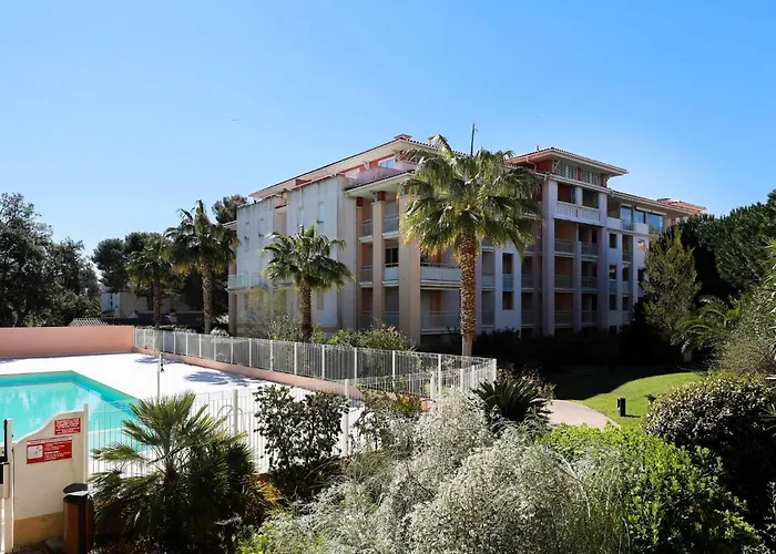 Apartmán Les Calanques Du Parc-3 By Interhome