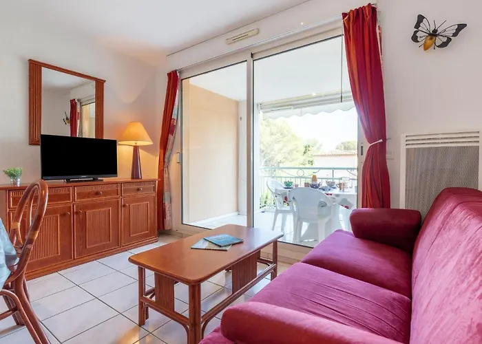 Les Calanques Du Parc-3 By Interhome * Saint Aygulf