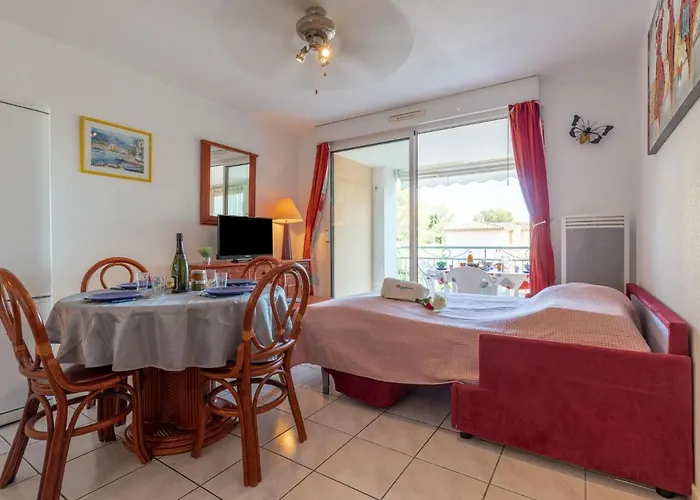 Apartmán Les Calanques Du Parc-3 By Interhome