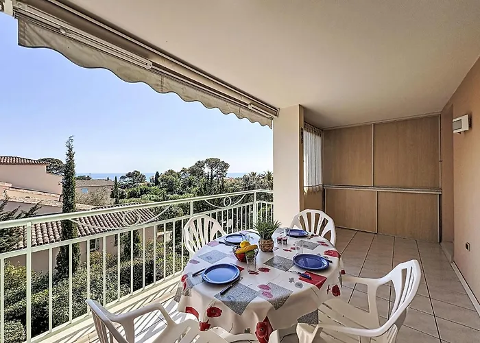 Apartmán Les Calanques Du Parc-3 By Interhome