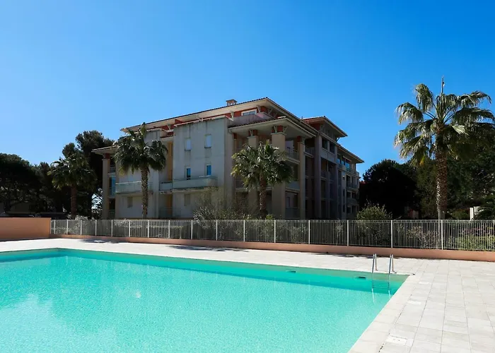 Apartmán Les Calanques Du Parc-3 By Interhome *